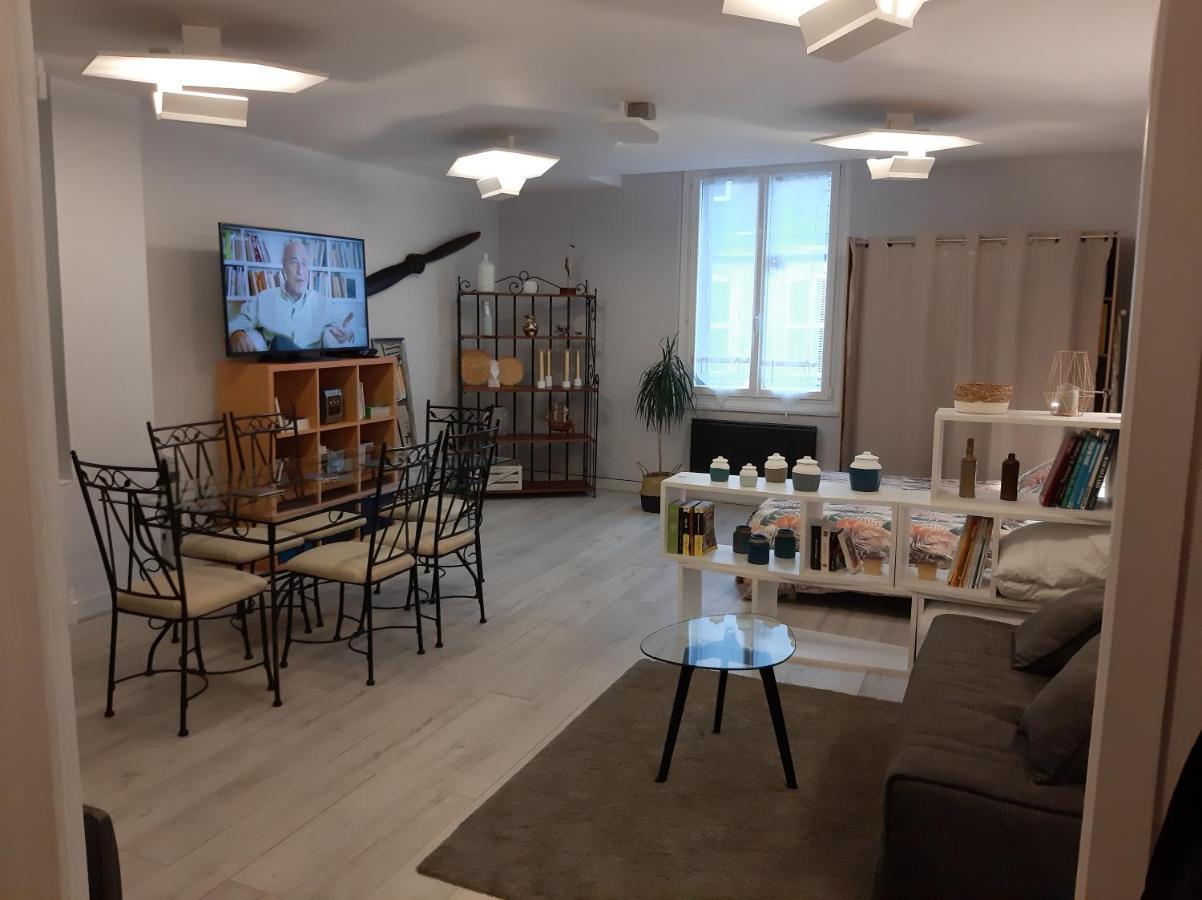 Gordaine Apartment Bourges Ngoại thất bức ảnh