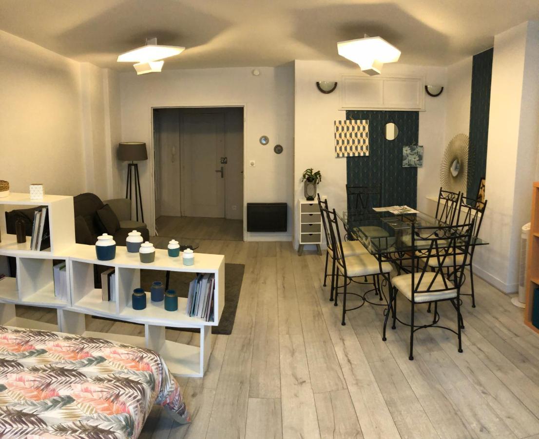 Gordaine Apartment Bourges Ngoại thất bức ảnh
